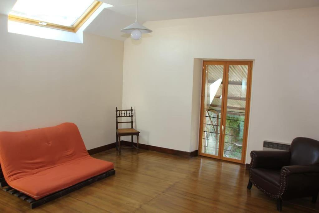 Maison Lushbrooks Moutier-Malcard Extérieur photo