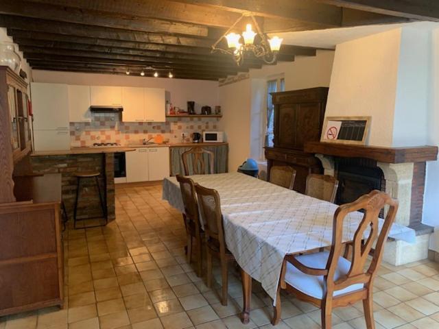 Maison Lushbrooks Moutier-Malcard Extérieur photo